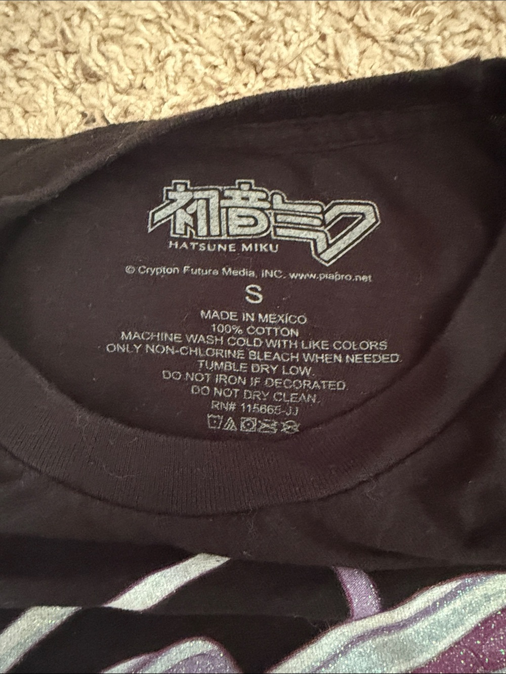 Y2K Hatsune Miku Anime Graphic T Shirt Black Womens Size S AOP Tee - Picture 2 of 2